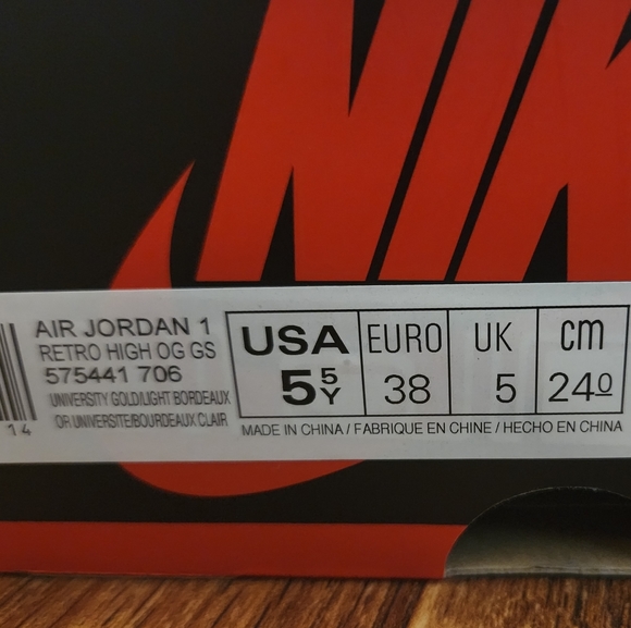 Air Jordan 1 Retro High OG "Brotherhood" - Picture 8 of 10